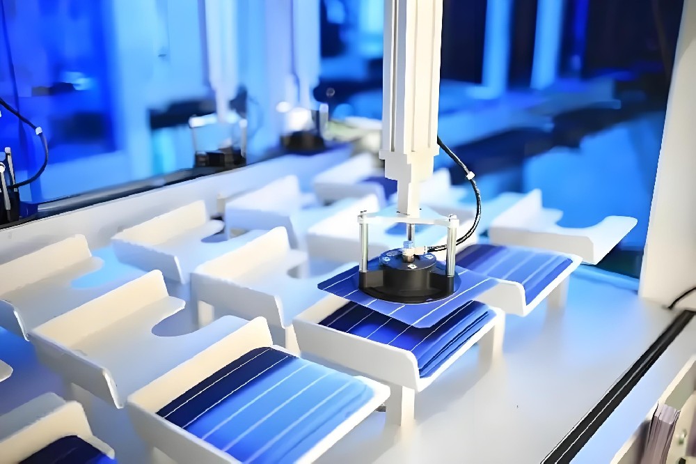 EVA膠膜作為光伏組件封裝的關(guān)鍵材料，行業(yè)競(jìng)爭(zhēng)進(jìn)入淘汰賽！